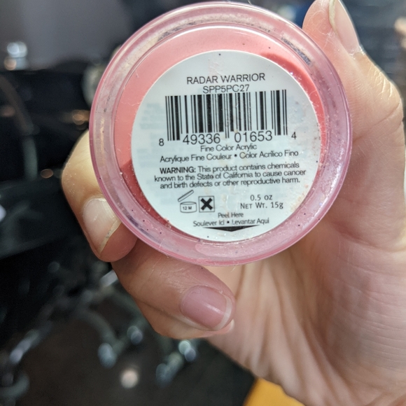 Slick Pour Powder - Picture 2 of 3